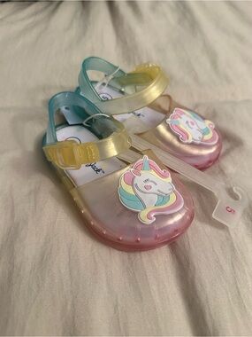 Cat & Jack Pastel Unicorn Jelly Sandals in Pink, Yellow & Teal